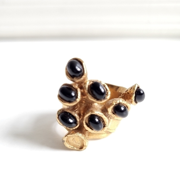 Yves Saint Laurent Gold Arty Black Stone Dots Ring Rare & Authentic Size 7 - Picture 1 of 8